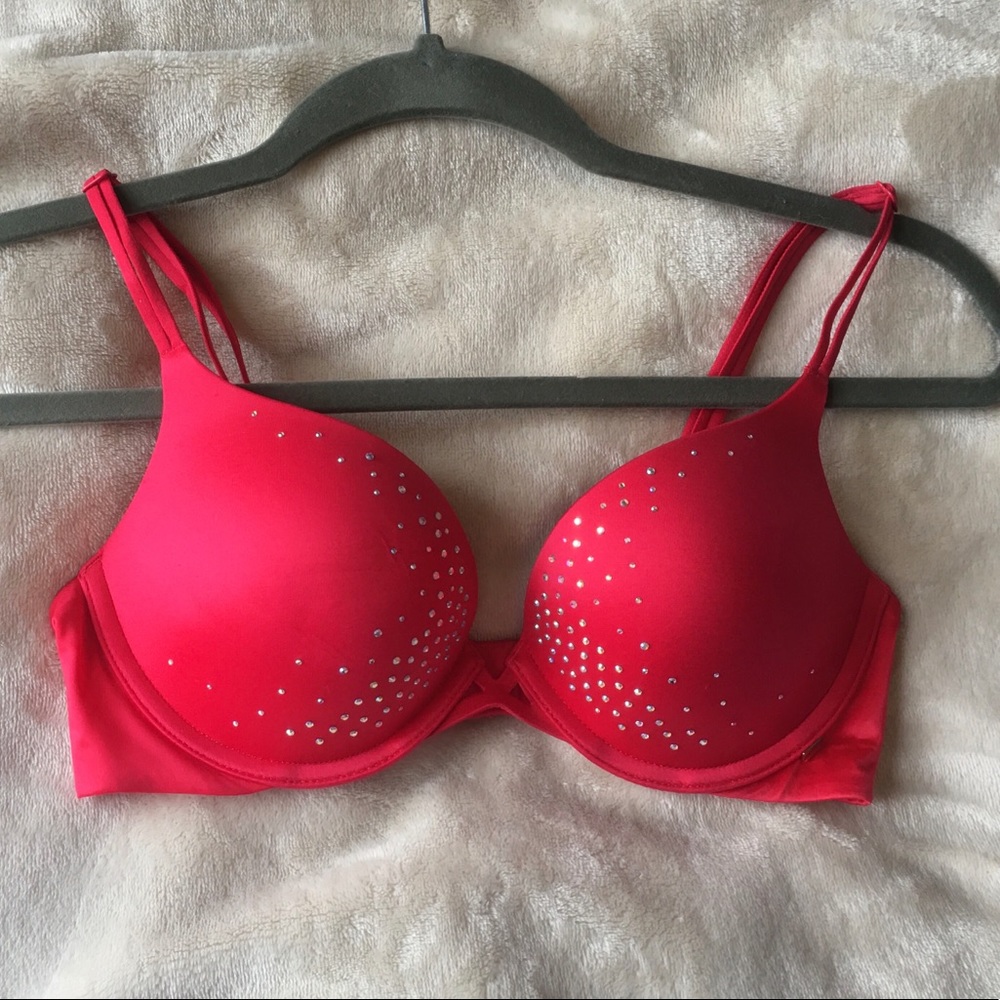 Victoria Secret very sexy push up bra